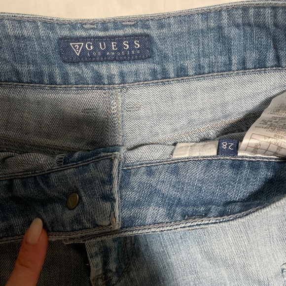 GUESS Distressed Denim Shorts - Picture 4 of 4